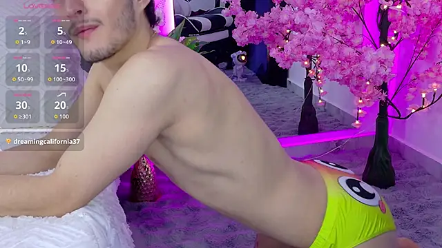 LiamMuller online show from May 11, 10:29 pm