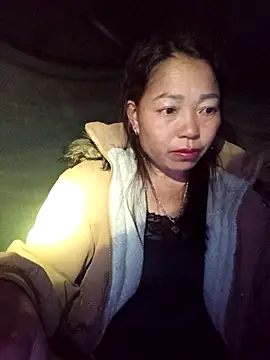 Snapshot of _Helala_ chatting on October 20, 10:38 am Helala online show from October 20, 10:38 am