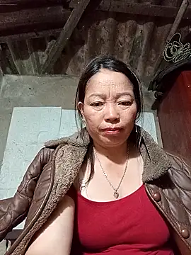 Snapshot of _Helala_ chatting on October 26, 11:31 pm Helala online show from October 26, 11:31 pm