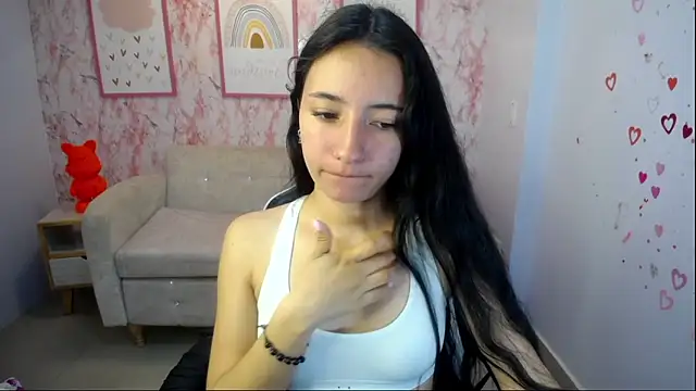 Snapshot of Kylie_ch1 chatting on October 30, 10:49 am Kylie ch1 online show from October 30, 10:49 am