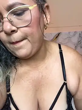 Lucy Milf 474 online show from April 24, 12:18 pm