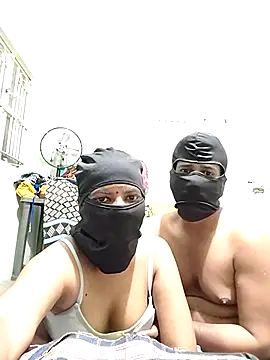 crazcy-couples online show from September 9, 5:12 pm