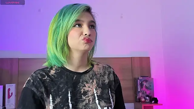 Akatsumi  online show from March 9, 4:33 pm