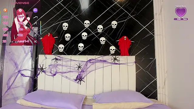 Snapshot of shirley_hott chatting on October 24, 1:07 pm shirley hott online show from October 24, 1:07 pm