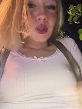 SweetBunnyGF online show from November 8, 12:22 am