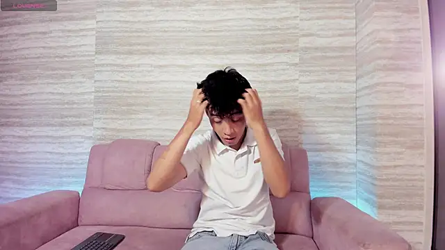 Dani rivass online show from December 3, 11:41 am