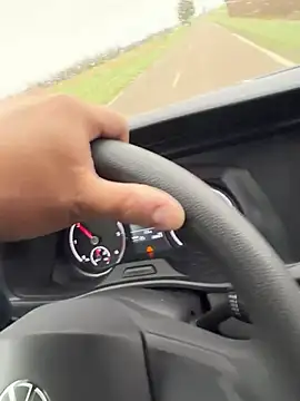 julienCr7 online show from January 9, 1:47 pm