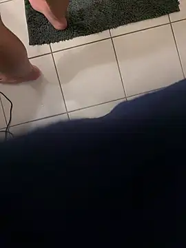 julienCr7 online show from February 17, 7:05 am