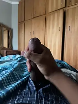 CreamyOff45 online show from March 20, 5:45 am