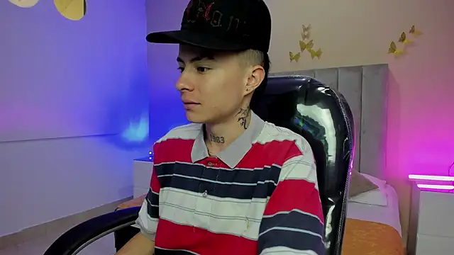 Nascary Fox online show from March 12, 7:42 pm