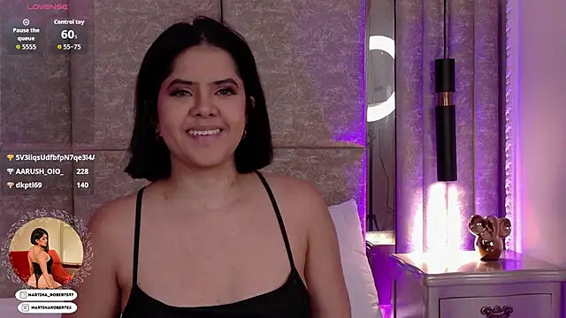 Martina-Roberts- online show from November 5, 4:01 am