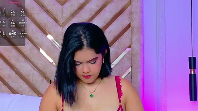 Snapshot of Martina-Roberts- chatting on January 8, 4:48 am Martina-Roberts- online show from January 8, 4:48 am