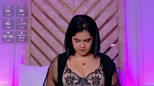 Snapshot of Martina-Roberts- chatting on January 17, 4:17 am Martina-Roberts- online show from January 17, 4:17 am