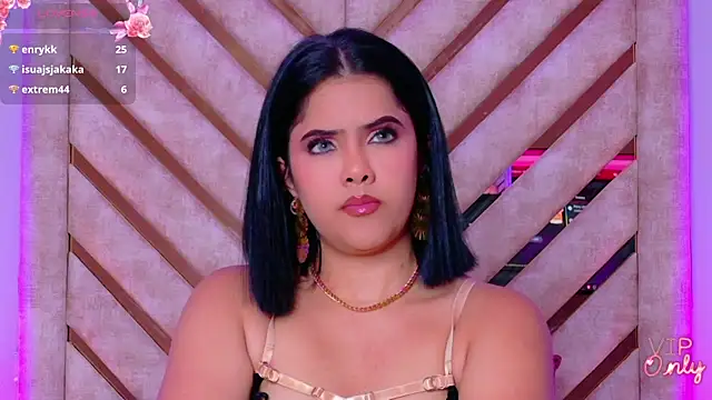 Snapshot of Martina-Roberts- chatting on February 11, 4:06 am Martina-Roberts- online show from February 11, 4:06 am