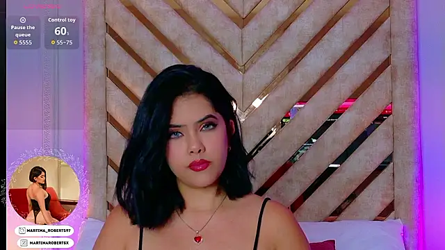 Snapshot of Martina-Roberts- chatting on February 27, 4:34 am Martina-Roberts- online show from February 27, 4:34 am