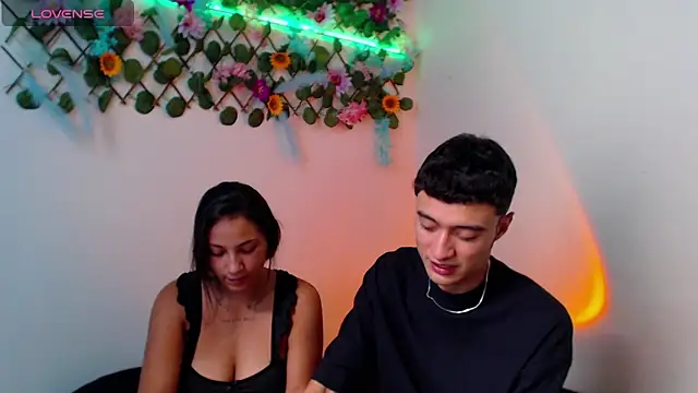 camiYwY online show from February 11, 7:30 pm