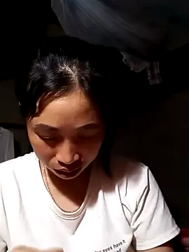 Snapshot of misa_00 chatting on April 8, 1:11 pm misa 00 online show from April 8, 1:11 pm