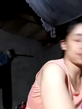Snapshot of misa_00 chatting on April 12, 1:27 pm misa 00 online show from April 12, 1:27 pm