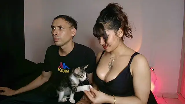 Demian-melany online show from May 22, 4:52 am