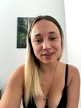 Snapshot of stelli_99 chatting on September 28, 3:06 pm stelli 99 online show from September 28, 3:06 pm