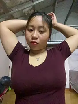 maianhcute online show from April 28, 1:27 pm