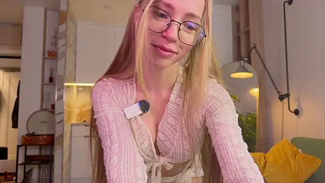 BritaKiss online show from May 9, 3:23 am
