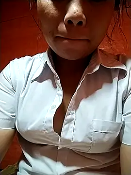 Snapshot of venu00 chatting on October 10, 12:48 pm venu00 online show from October 10, 12:48 pm