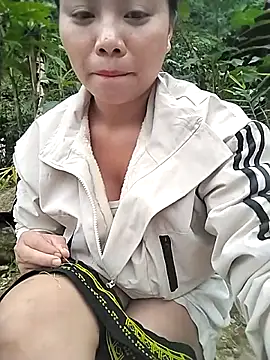 Snapshot of venu00 chatting on October 31, 7:53 am venu00 online show from October 31, 7:53 am