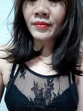 Singlemom69x online show from May 7, 1:11 am