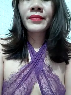 Singlemom69x online show from May 11, 12:27 am