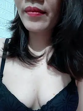 Singlemom69x online show from May 11, 2:45 pm