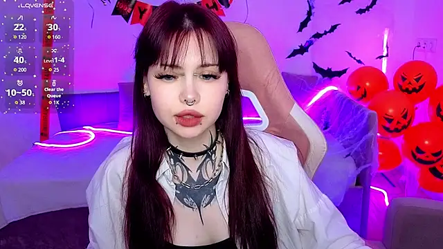 Morana Batt online show from November 11, 2:00 am