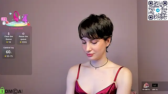 Adeline Perle online show from September 12, 2:11 am