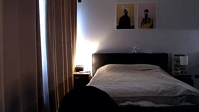 Snapshot of VivianCoke chatting on October 24, 9:17 am VivianCoke online show from October 24, 9:17 am