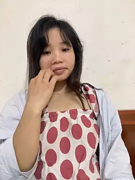 Ngoc-bbi online show from October 16, 10:38 am