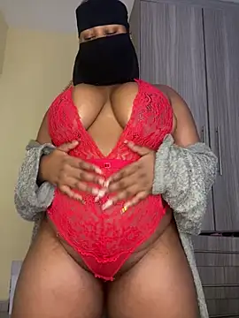 Ebony Warlock  online show from July 9, 8:18 am