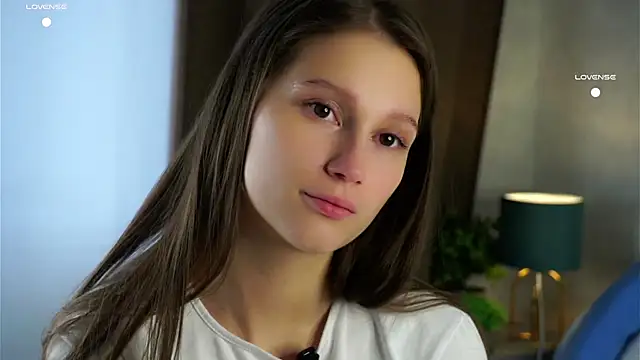 Snapshot of MelaniSeiver chatting on October 6, 1:14 am MelaniSeiver online show from October 6, 1:14 am