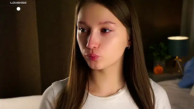 MelaniSeiver online show from November 16, 1:11 am