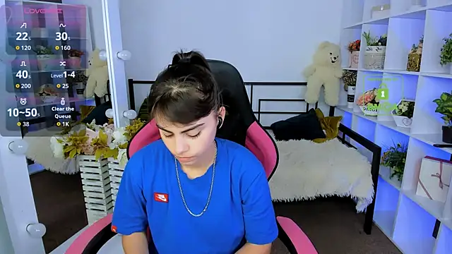 Cocoa Sins online show from October 23, 5:51 am