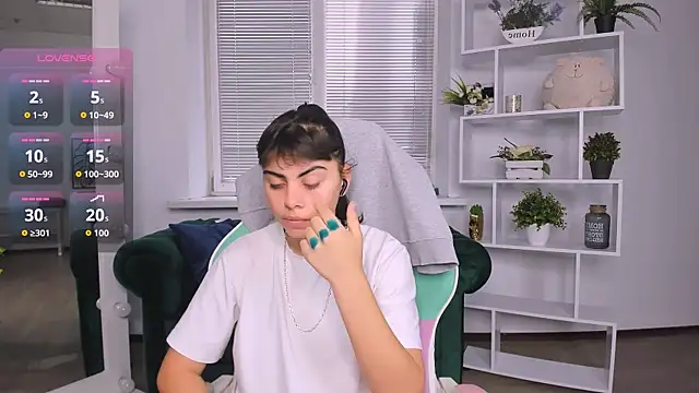 Cocoa Sins online show from October 24, 5:59 am