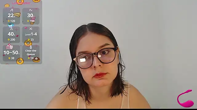 MadieLorez online show from September 11, 5:46 pm