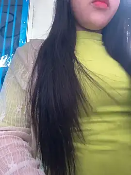 Snapshot of Clara8899 chatting on April 20, 2:14 am Clara8899 online show from April 20, 2:14 am