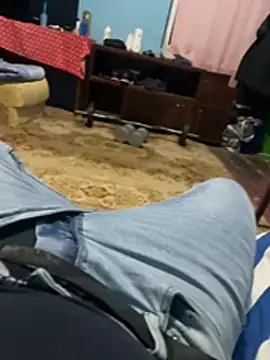 Snapshot of Daniel_cornel chatting on March 6, 10:06 pm Daniel cornel online show from March 6, 10:06 pm