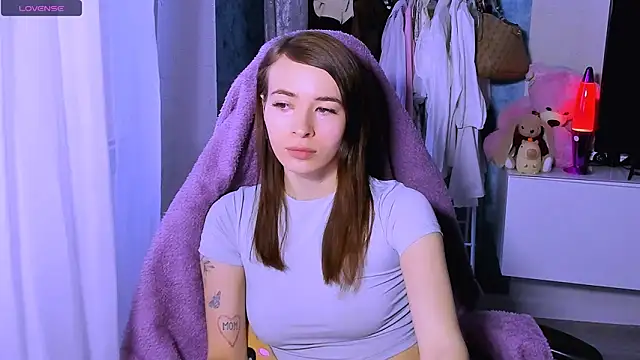 ZoyaMill online show from November 9, 6:12 am