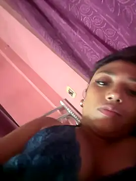 Snapshot of angelofyourworld chatting on November 22, 6:51 pm angelofyourworld online show from November 22, 6:51 pm