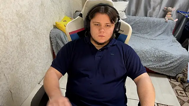 desiredude9 online show from October 6, 6:38 pm