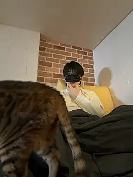 Snapshot of honeybottle chatting on February 13, 10:11 am honeybottle online show from February 13, 10:11 am