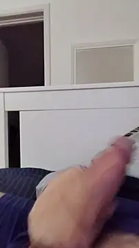 NewJoiner online show from November 5, 6:08 pm