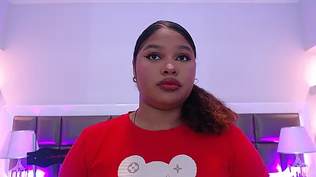 Snapshot of LennaEvans chatting on October 21, 10:49 am LennaEvans online show from October 21, 10:49 am