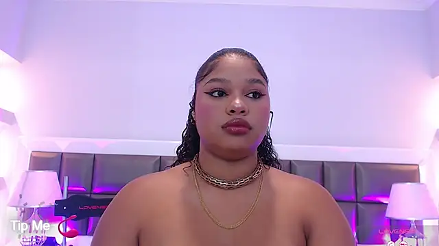 Snapshot of LennaEvans chatting on October 22, 10:59 am LennaEvans online show from October 22, 10:59 am